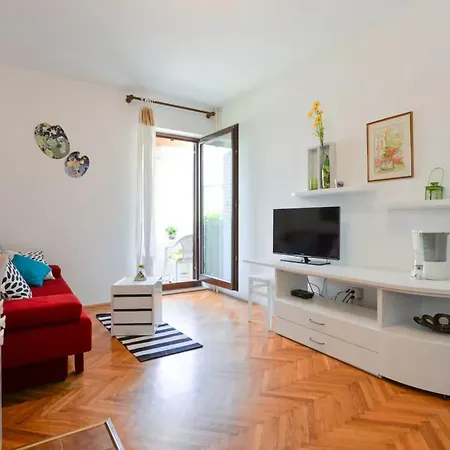 Apartment Sun & Sea *