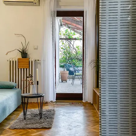 Sun & Sea Apartment