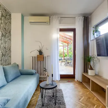 Sun & Sea Apartment
