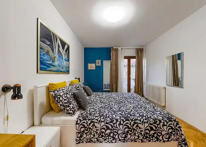 Sun & Sea Apartment *